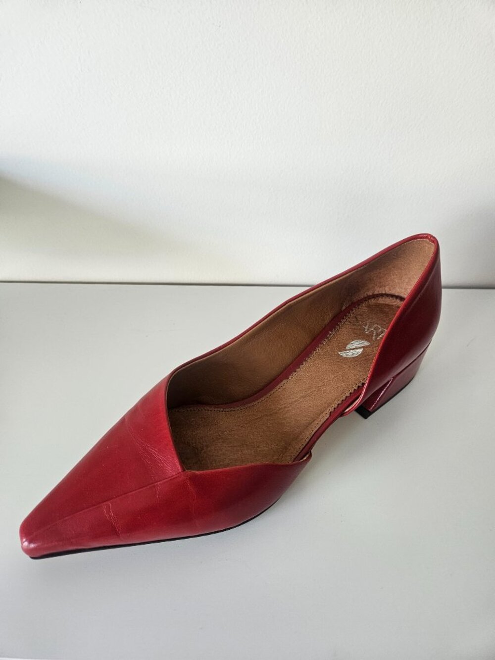 Franco Sarto Red Leather Pointed Toe Block Heel Pumps, Size 7.5 - Picture 8 of 12